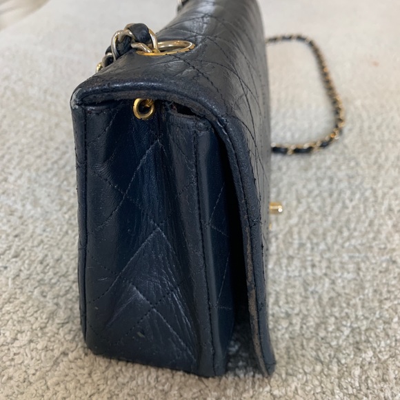 Chanel Classic Full Flap Bag - Picture 6 of 16